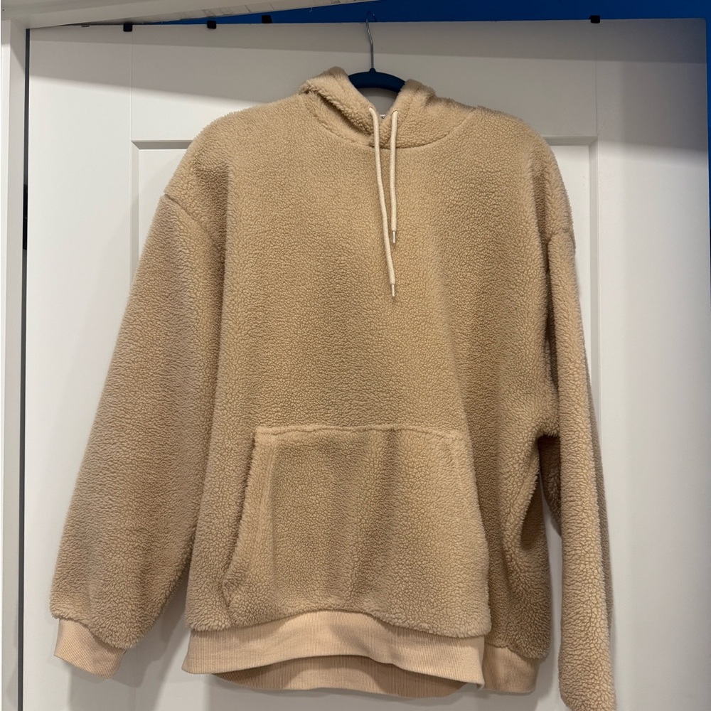 Cozy Men's Hooded Sherpa Pullover Sweatshirt in Beige